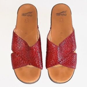 *Dansko Mila Red Woven Leather Clogs Slip On Sandal 41 US 10.5/11